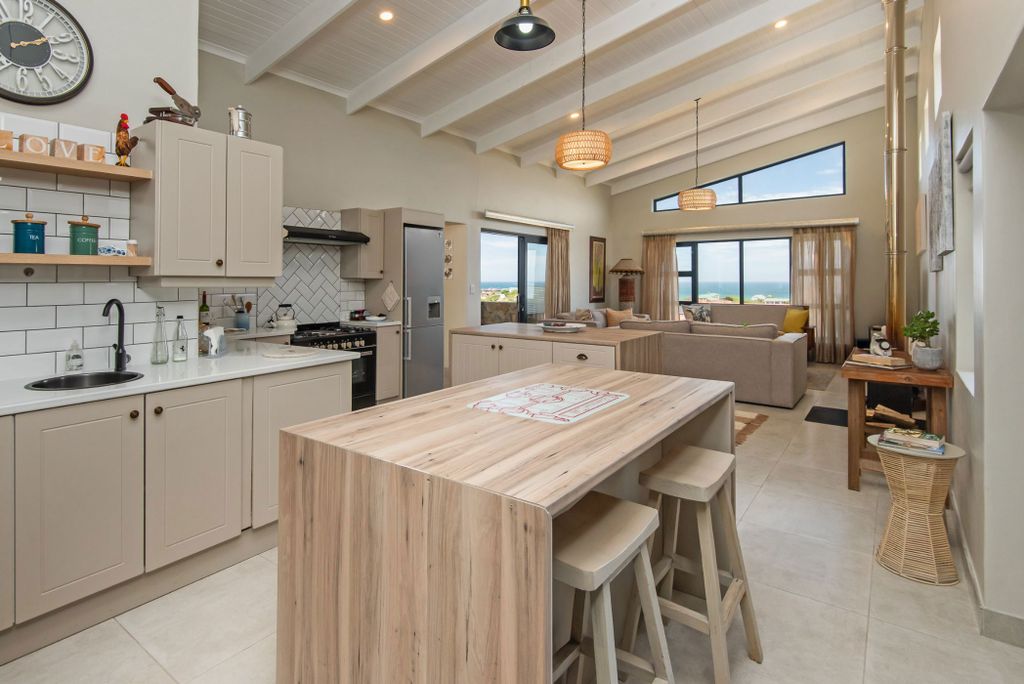 Property photo 3 of 39 Kn1723948