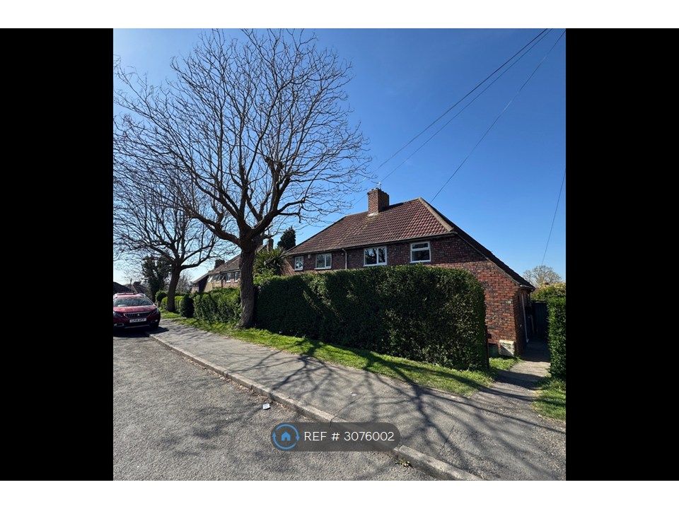 Property photo 1 of 32