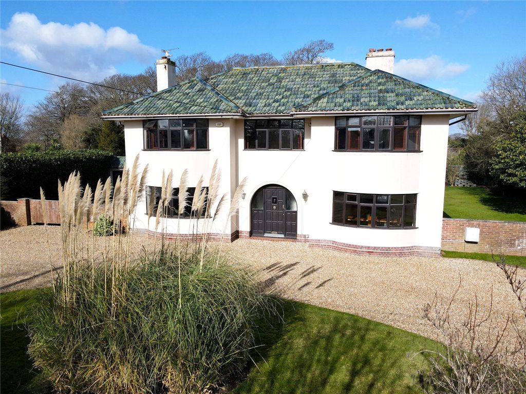 Property photo 1 of 33 Picture No. 44