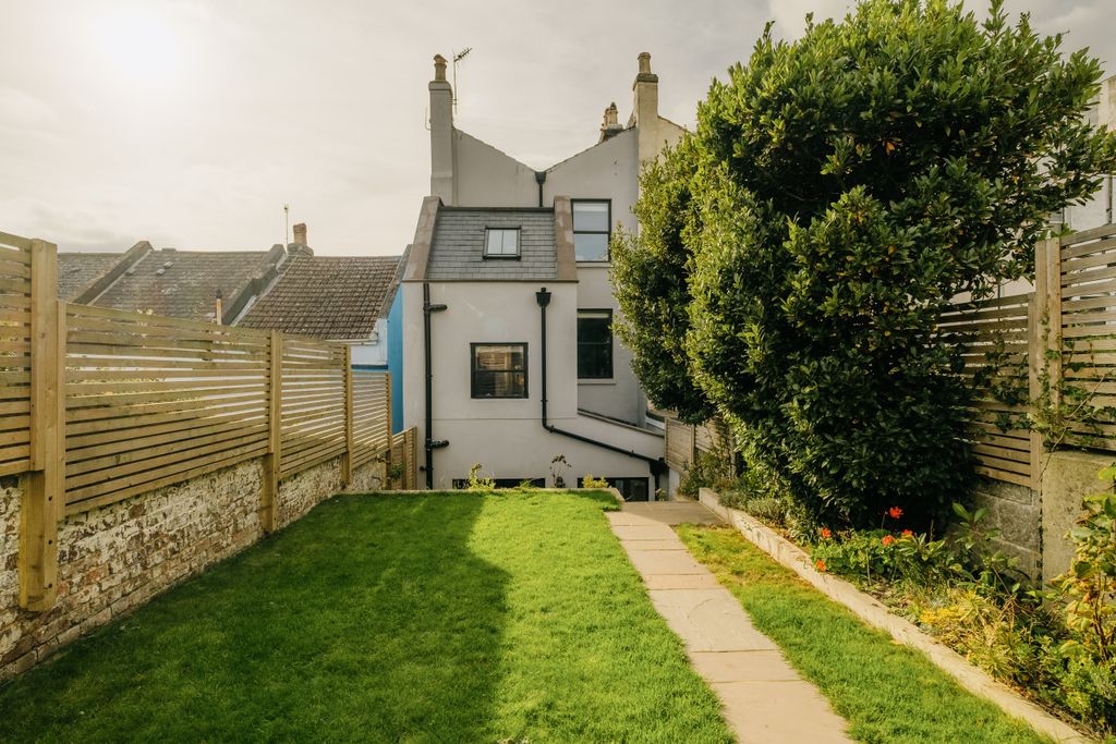 Property photo 2 of 29 Croft-Stleonards-Gensingroad-Exterior-5