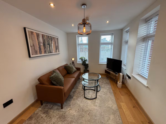 Property photo 3 of 17