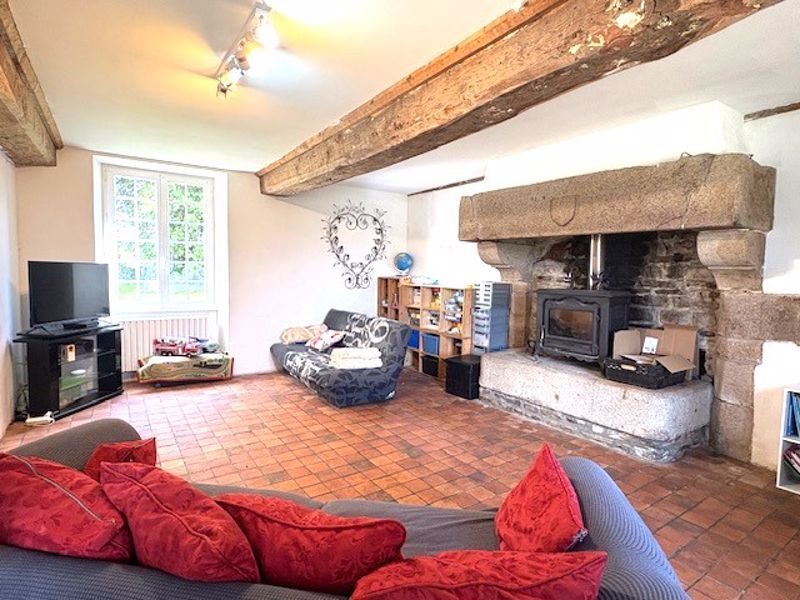 Property photo 3 of 16 Photo 8