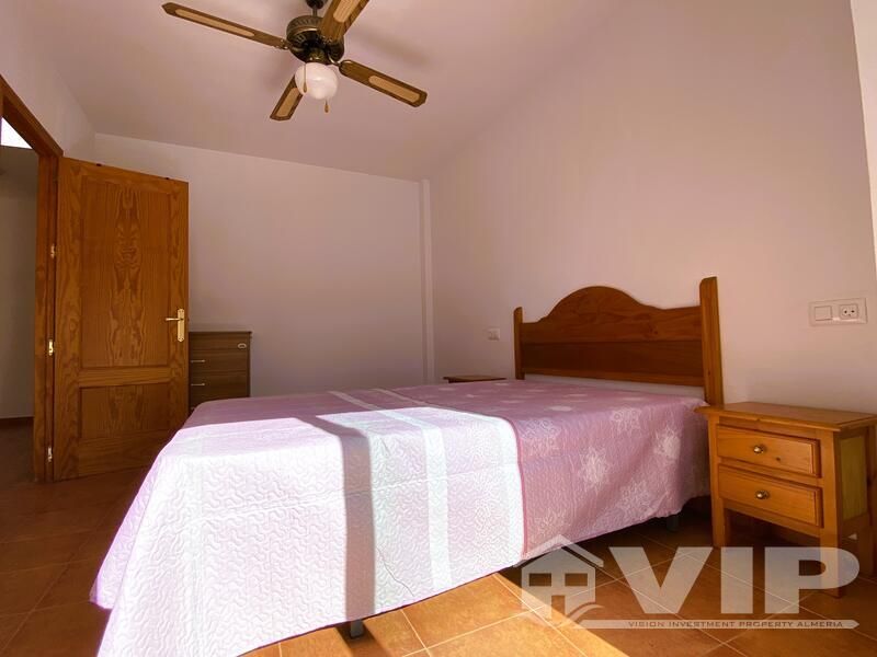 Property photo 2 of 26