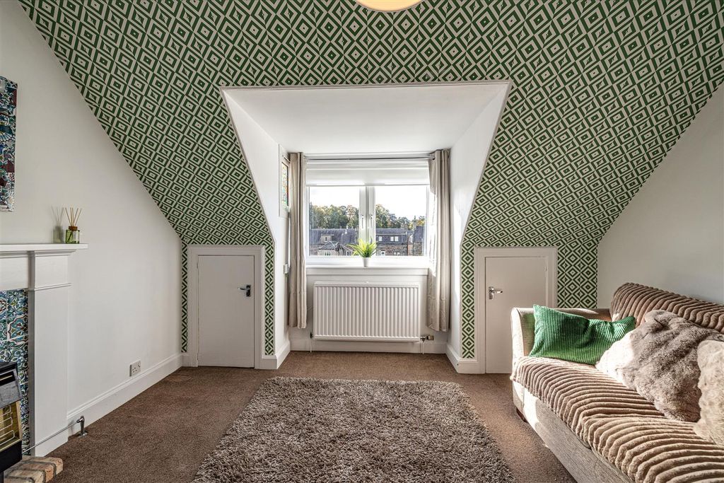 Property photo 3 of 22 20 Galapark Galashiels 11.Jpg