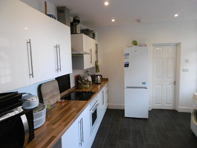 Property photo 2 of 11 (Main)