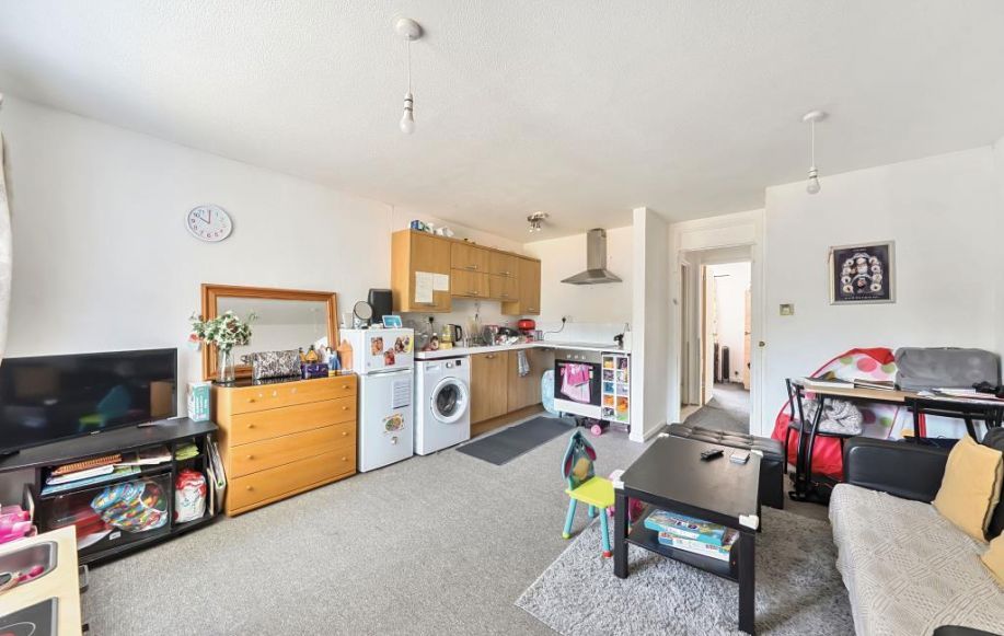 Property photo 2 of 38