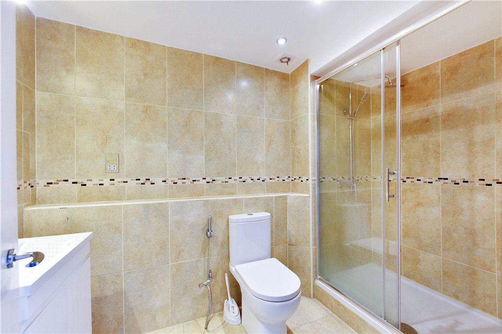 Property photo 3 of 8 Picture No. 17