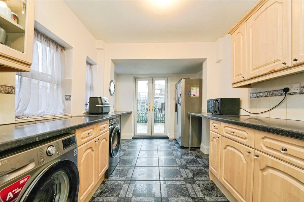 Property photo 3 of 14 Picture No. 77