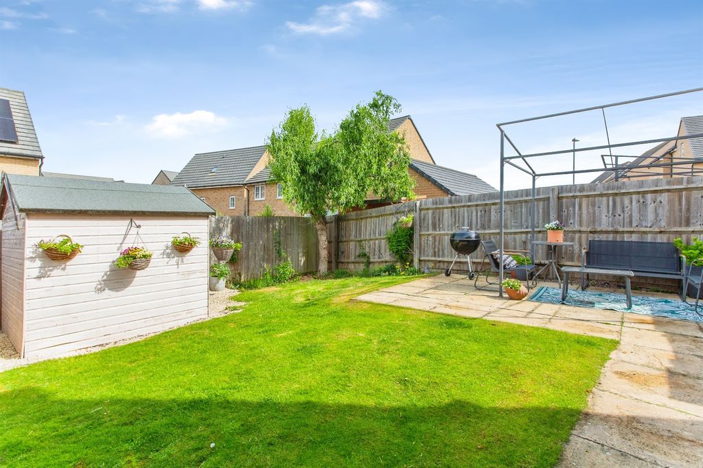 Property photo 2 of 14