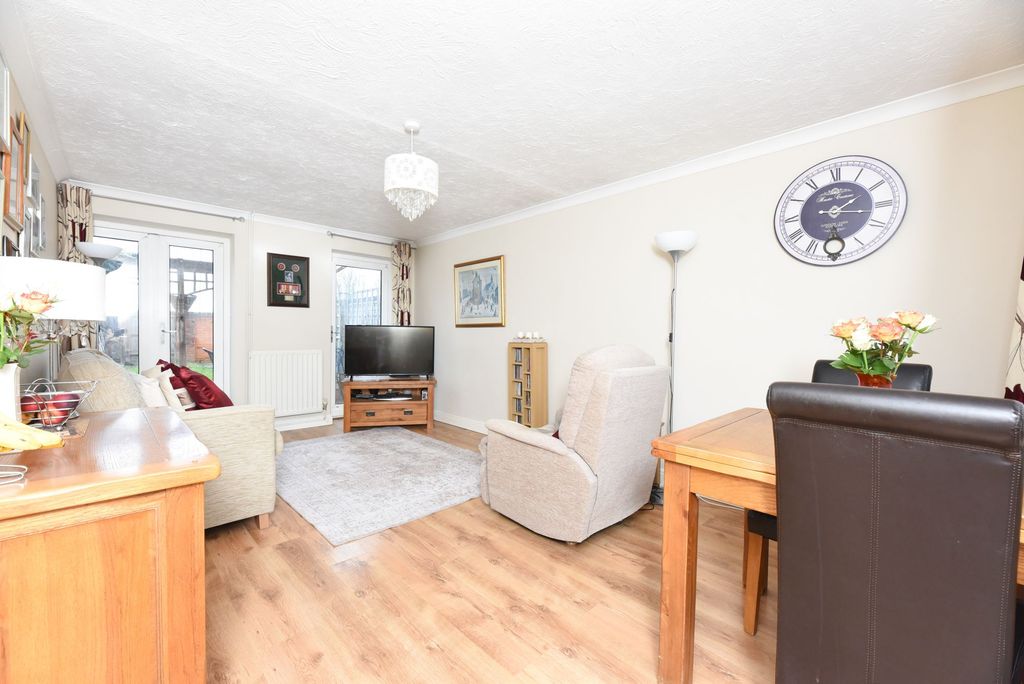 Property photo 3 of 14