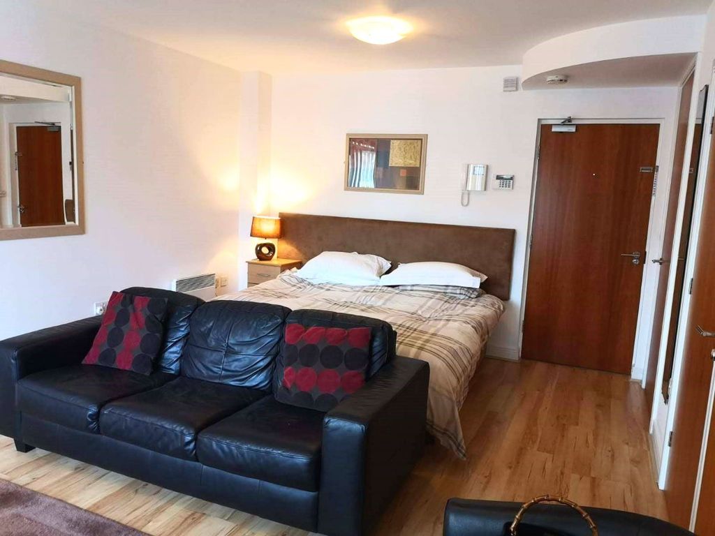 Property photo 3 of 5