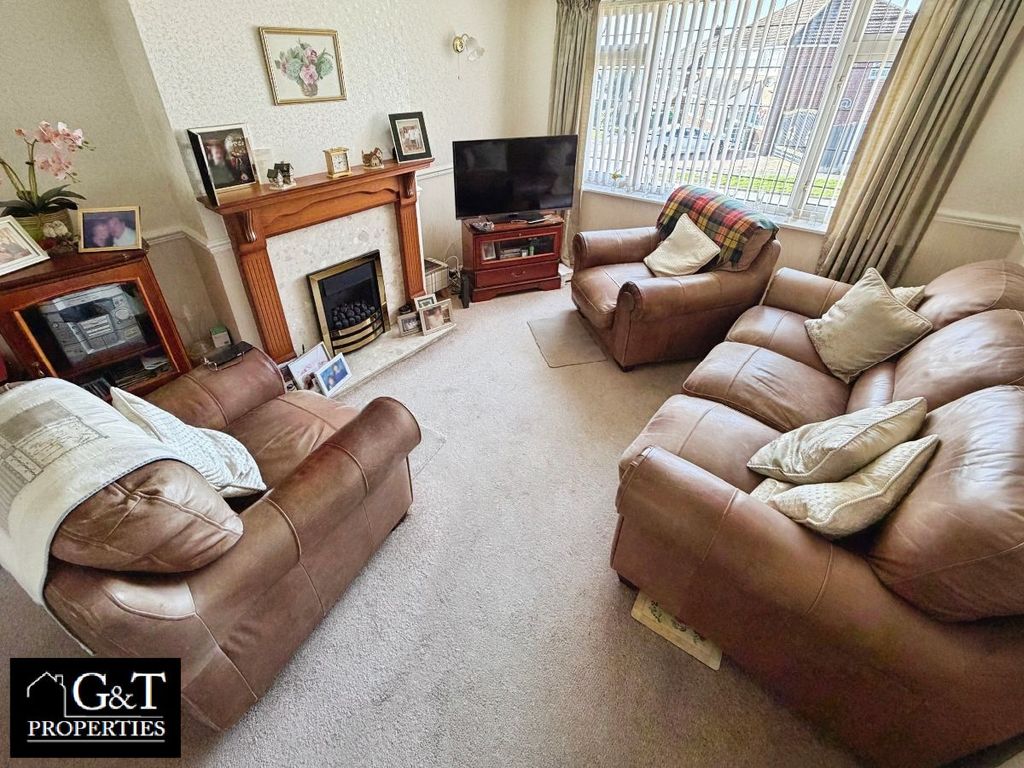 Property photo 3 of 17 Reception Room