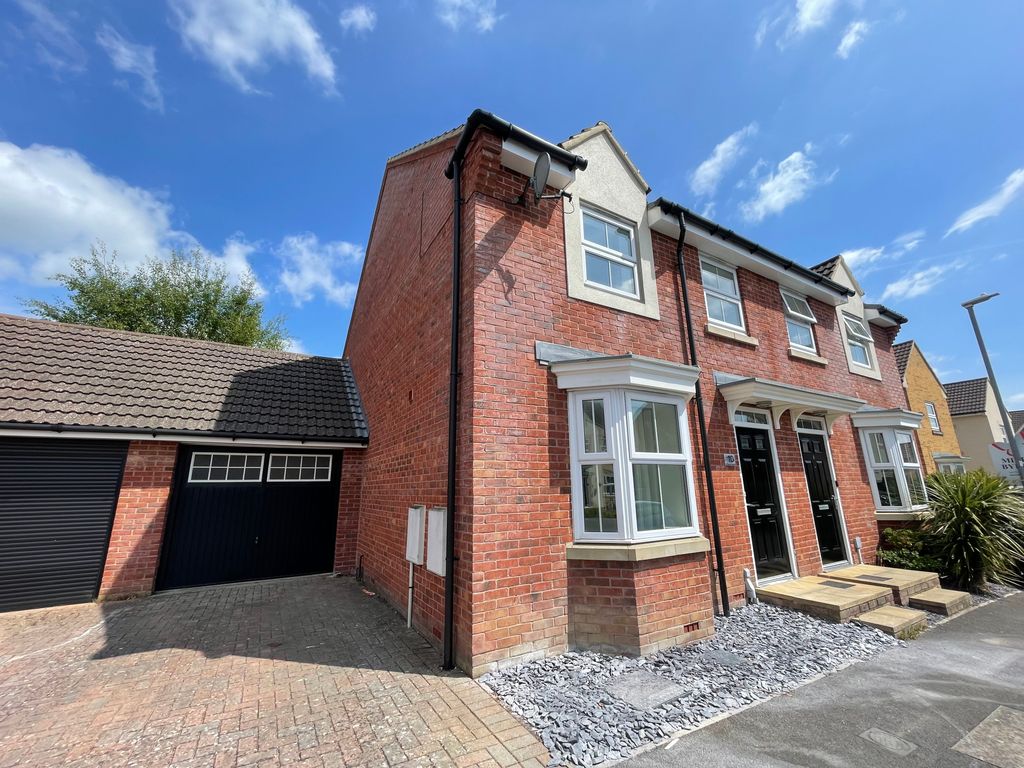 Property photo 1 of 12 Img_4464