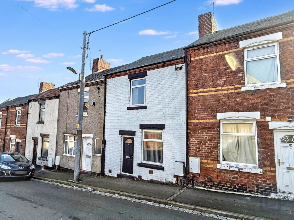 Property photo 1 of 11