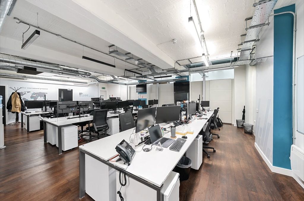 Property photo 2 of 21 20251120_153129000_Ios.Jpg