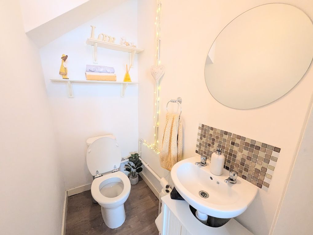 Property photo 3 of 32