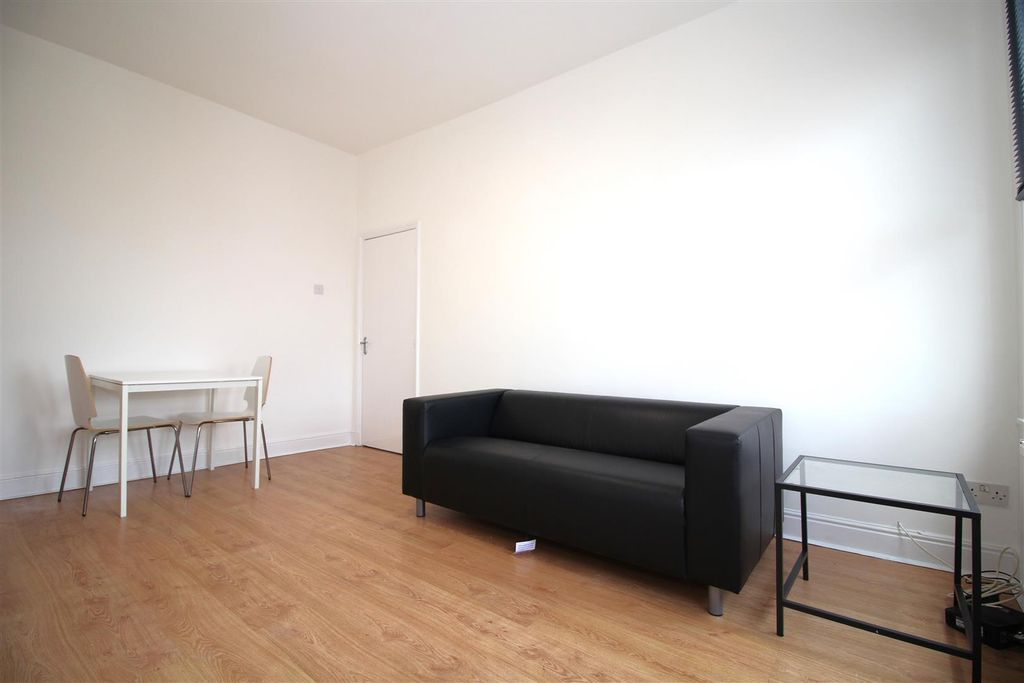 Property photo 2 of 8 Img_3574.Jpg