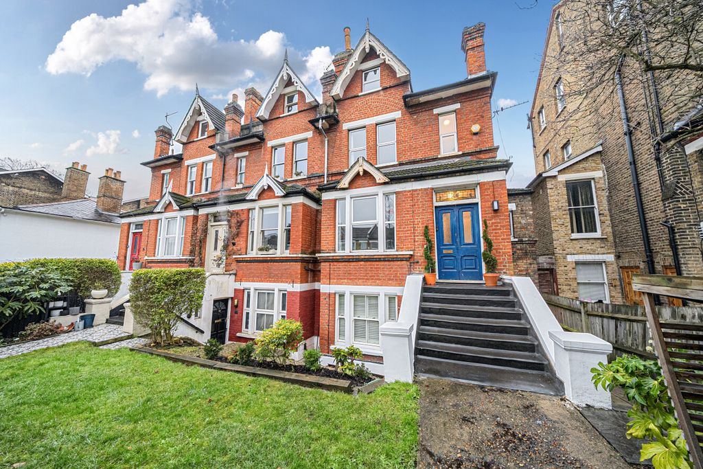 Property photo 1 of 12 1395246-4-695F808...