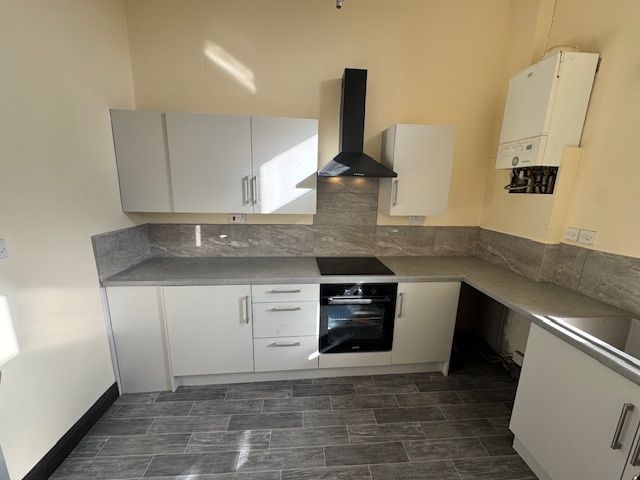 Property photo 2 of 17 Front Description 2