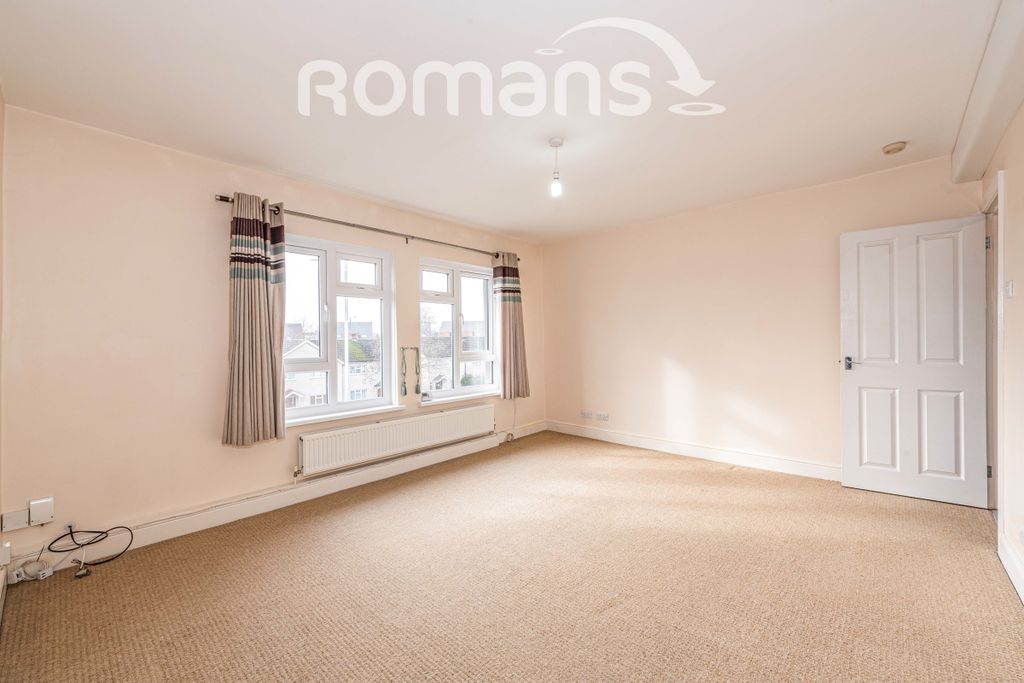 Property photo 2 of 10 Lounge 2 (2)