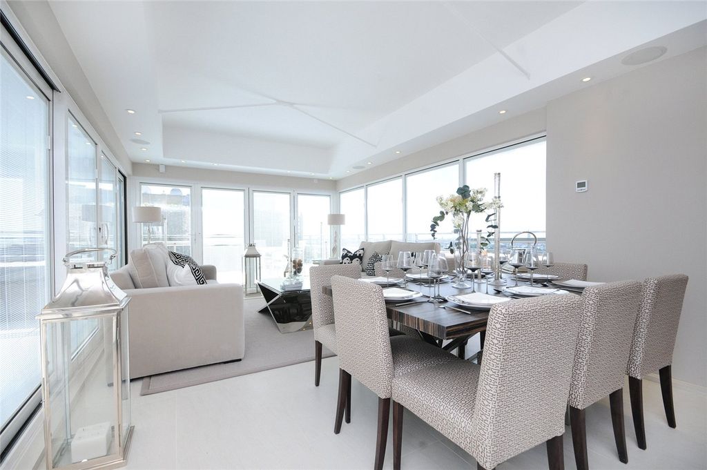 Property photo 2 of 11 Picture No. 27