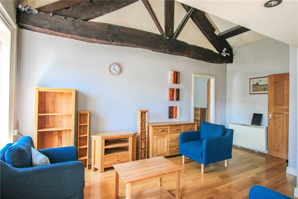 Property photo 3 of 6 Living Room