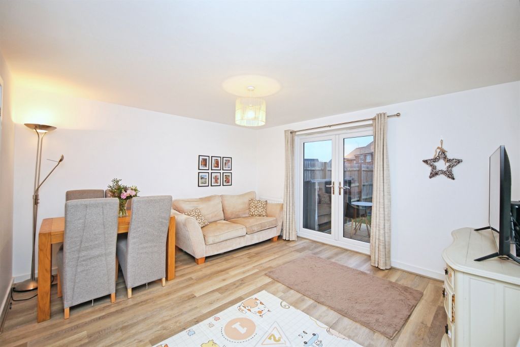 Property photo 2 of 16