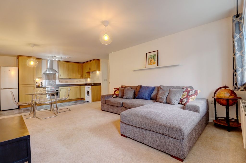 Property photo 2 of 10 Picture No. 02