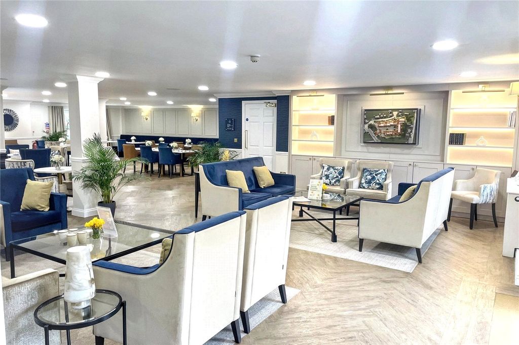 Property photo 2 of 10 Picture No. 12