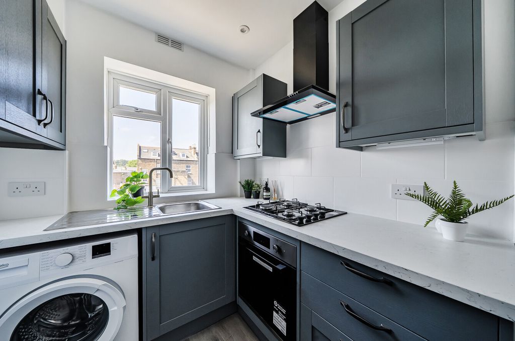 Property photo 1 of 8 1494867-2-6A58B59...