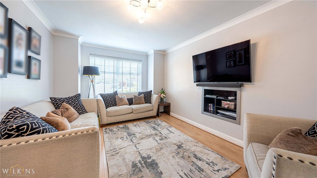 Property photo 2 of 34 Picture No. 07