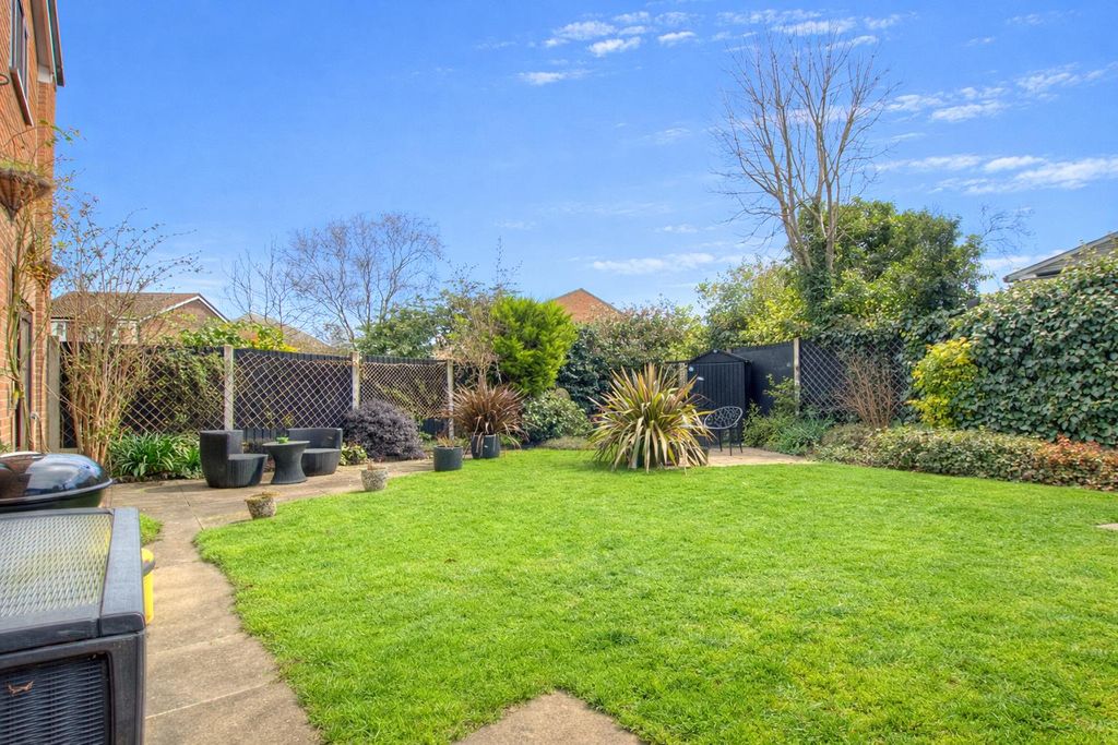 Property photo 2 of 27 9555Bff7-36De-40B3-9100-4B496F5Bcf23.Png