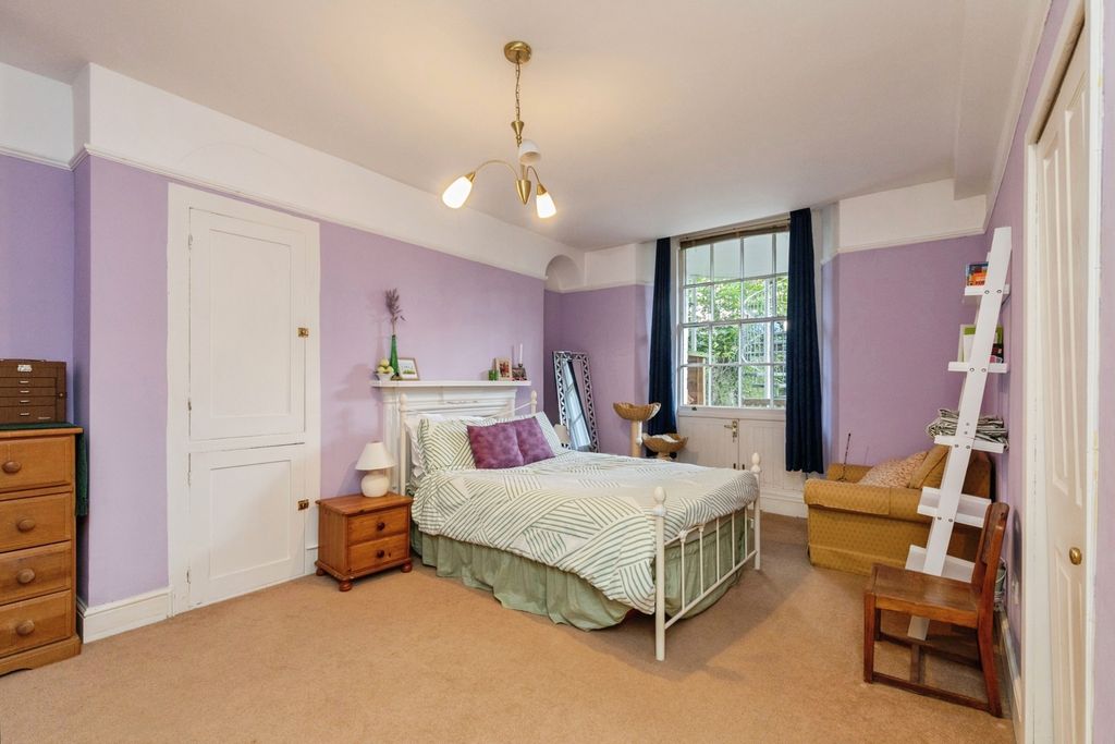 Property photo 2 of 11 Pbox-Img.Jpg
