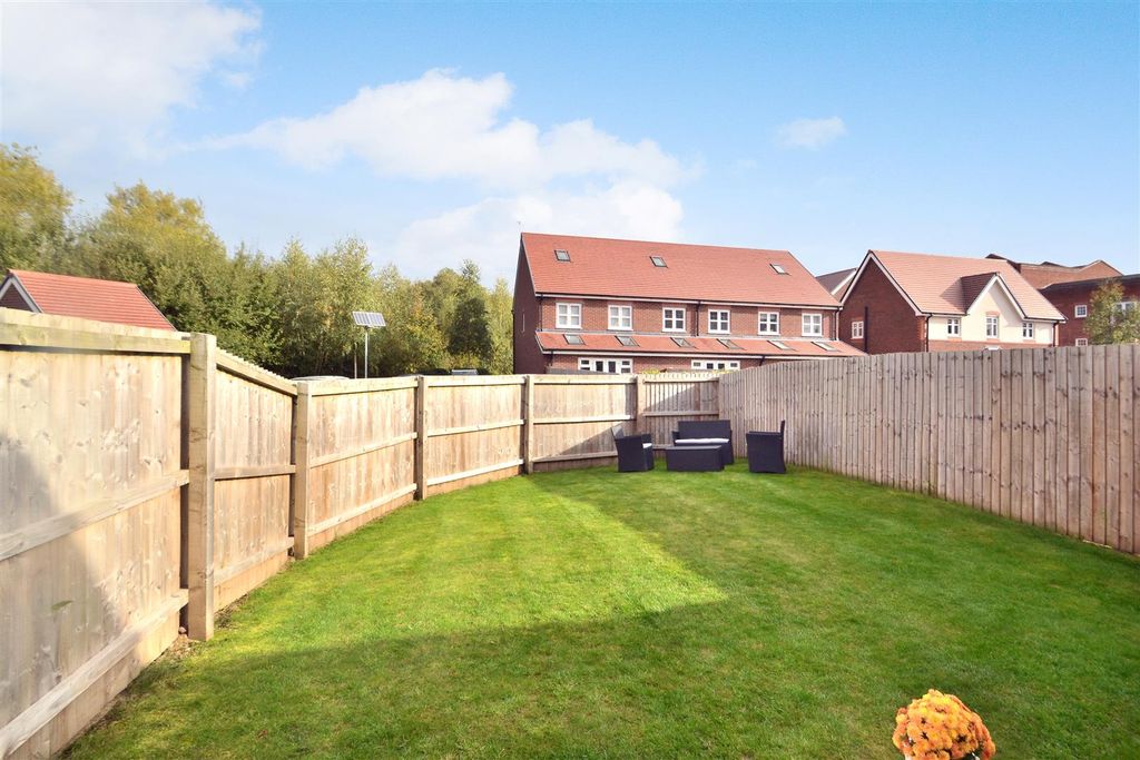 Property photo 2 of 12 Rear Garden