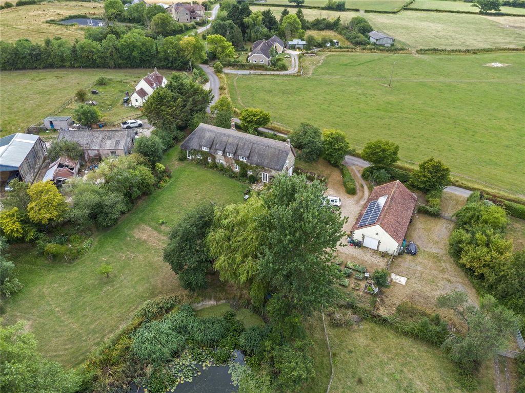 Property photo 1 of 23 Picture No. 12