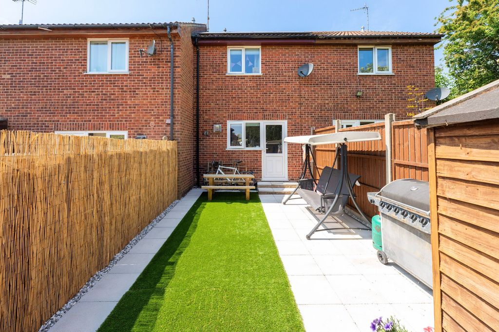 Property photo 2 of 16