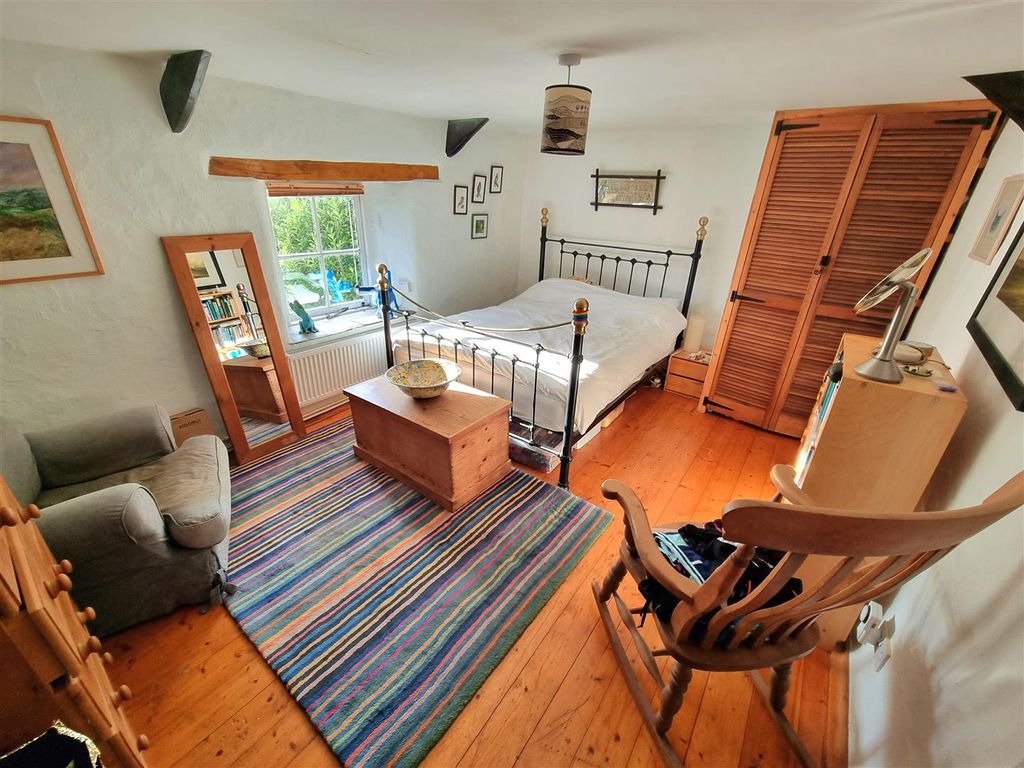 Property photo 2 of 22 Bed 1.Jpg