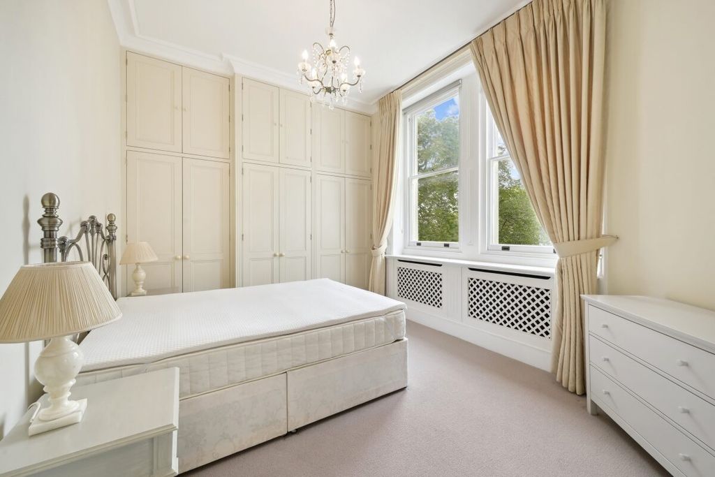 Property photo 3 of 8 Jll 3