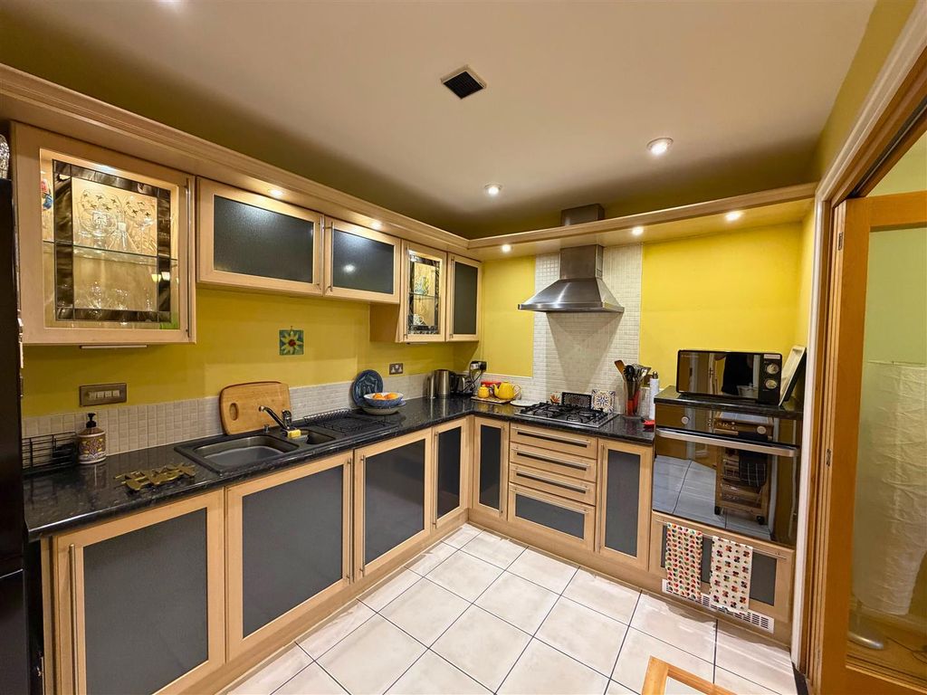 Property photo 2 of 9 Untitled Design (6).Png