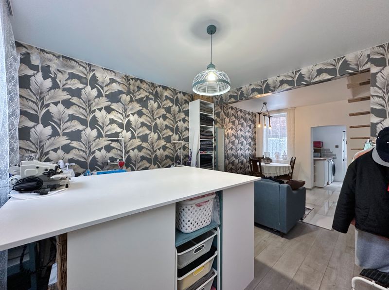 Property photo 3 of 11 Photo 1