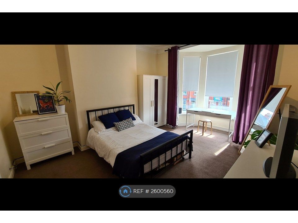 Property photo 1 of 6 Master Bedroom