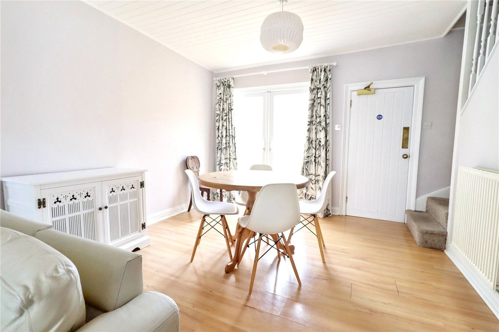 Property photo 3 of 11 Picture No. 36