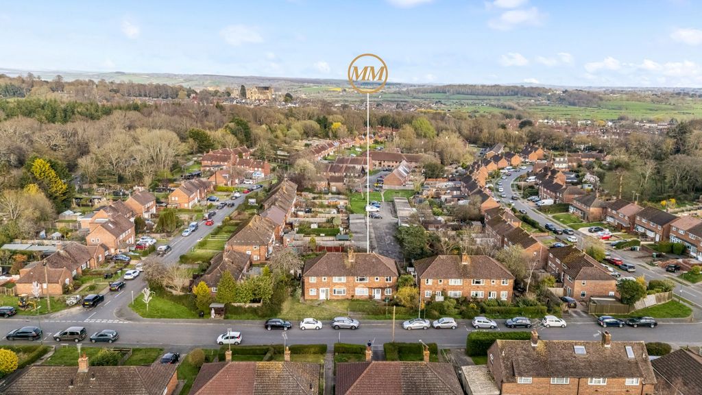 Additional image 4 of 2 bed flat for saleJarvis Road, Arundel BN18