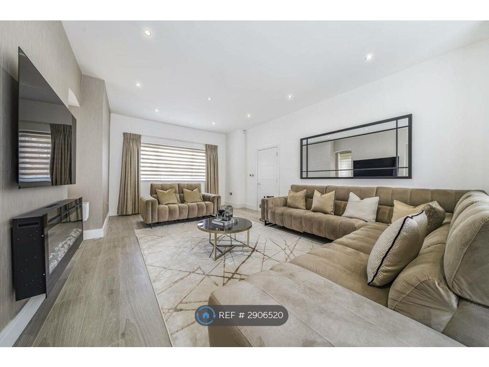 Property photo 1 of 25