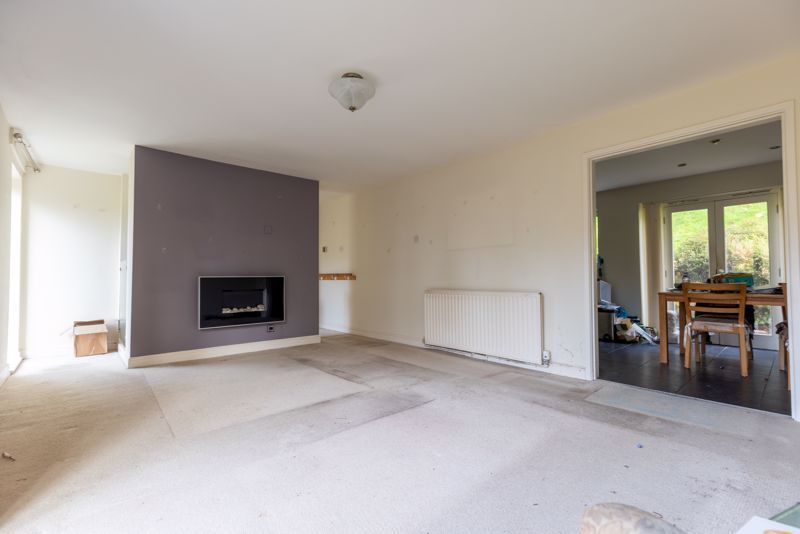 Property photo 2 of 25 Photo 9