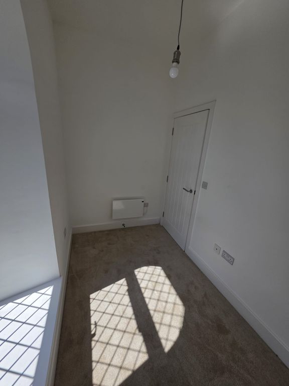 Additional image 13 of 2 bed flat to rentColwyn Bay LL29