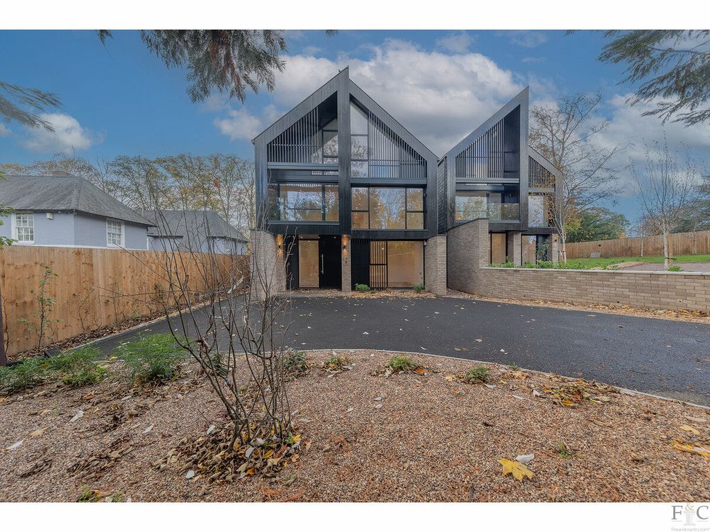 Additional image 16 of 7 bed detached house for saleCarisbrooke Road, Leicester LE2