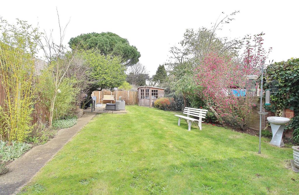 Property photo 2 of 8