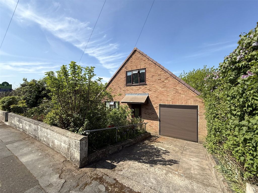 Property photo 1 of 13 Outside