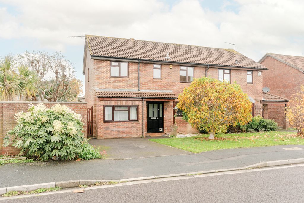 Property photo 3 of 23 Photo 1